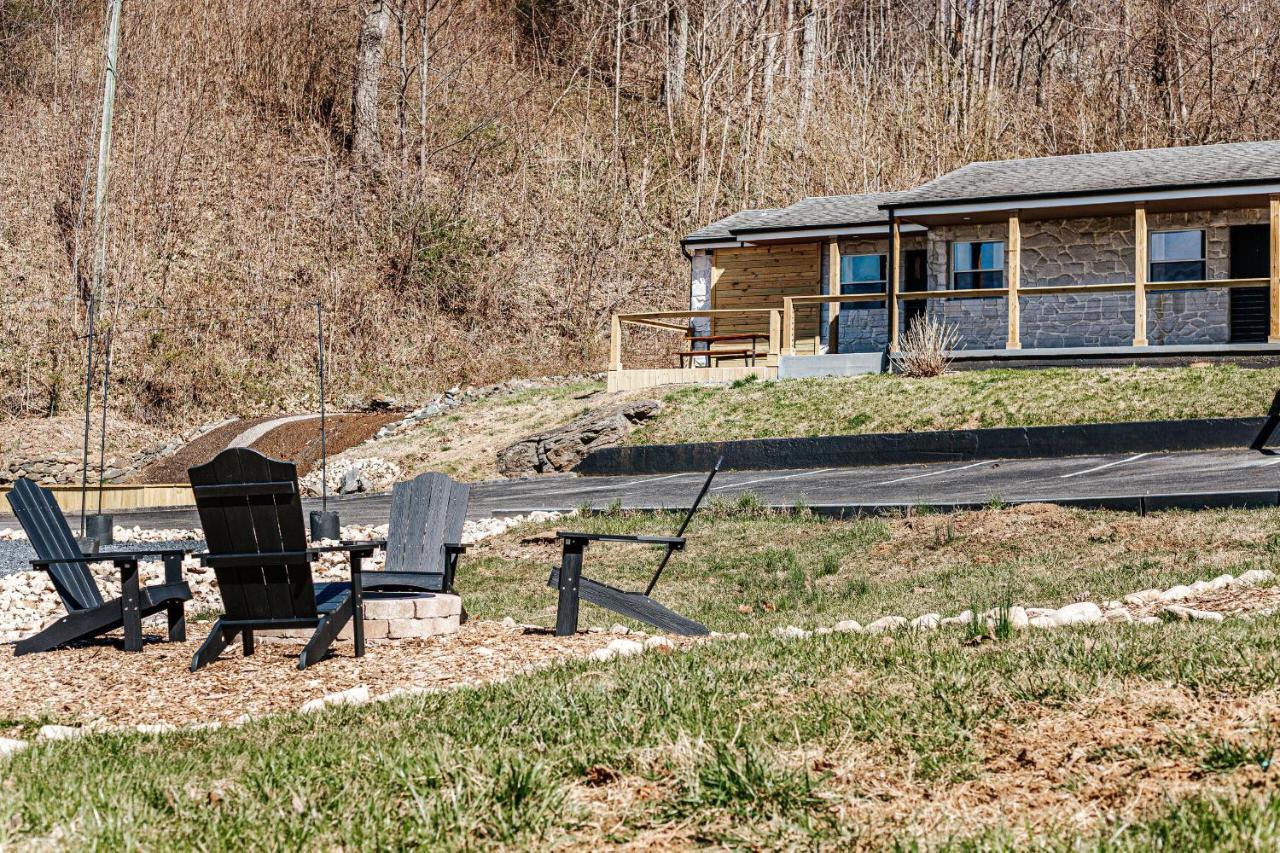 ווינסבורו Grey Pine Lodge חדר תמונה